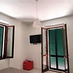 Casa Cynda بيت ضيافة فولّونيكا