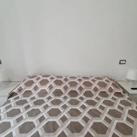 Casa Cynda بيت ضيافة 3*